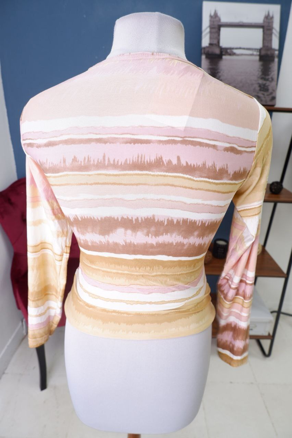 Джемпер красивый 42 размер