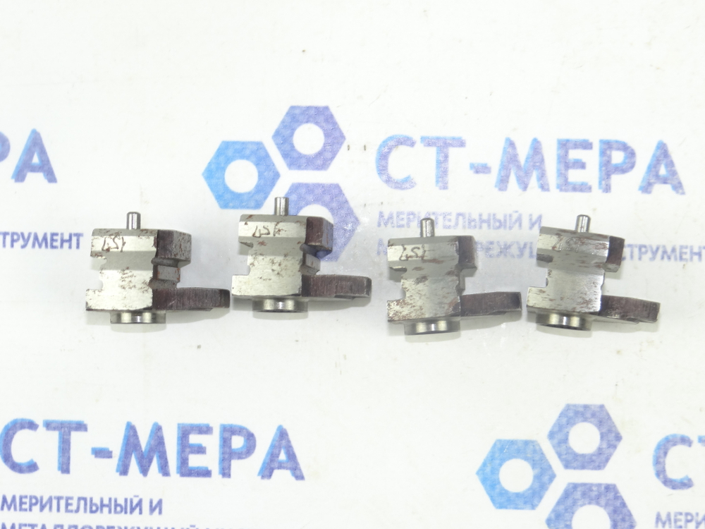 Кулачки к винторезным  головкам (2И)  (к-т из 4 шт.)