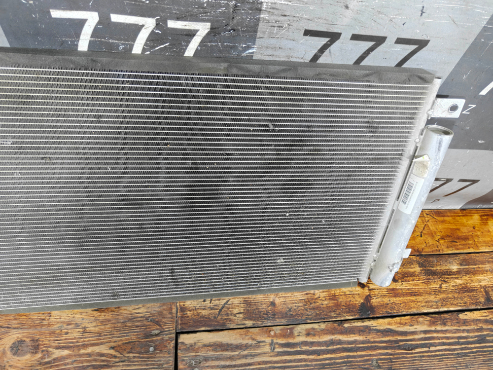 Радиатор кондиционера Geely Coolray 20-нв Б/У Оригинал 8010054000