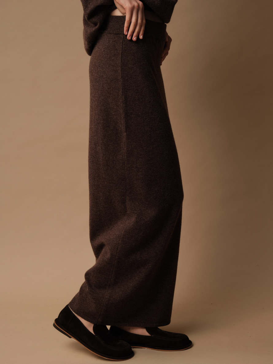 S0423-8100 Юбка женская шоколадный dbr