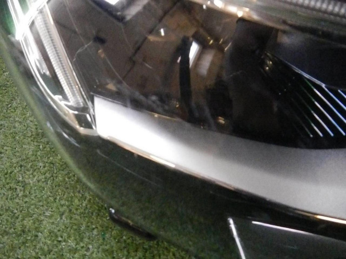 Фара правая Opel Grandland (2017-2021) LED