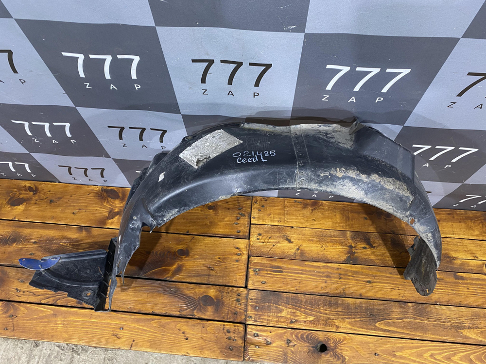 Подкрылок передний левый Kia Ceed 1 (ED) 06-12 Б/У Оригинал 868131H500