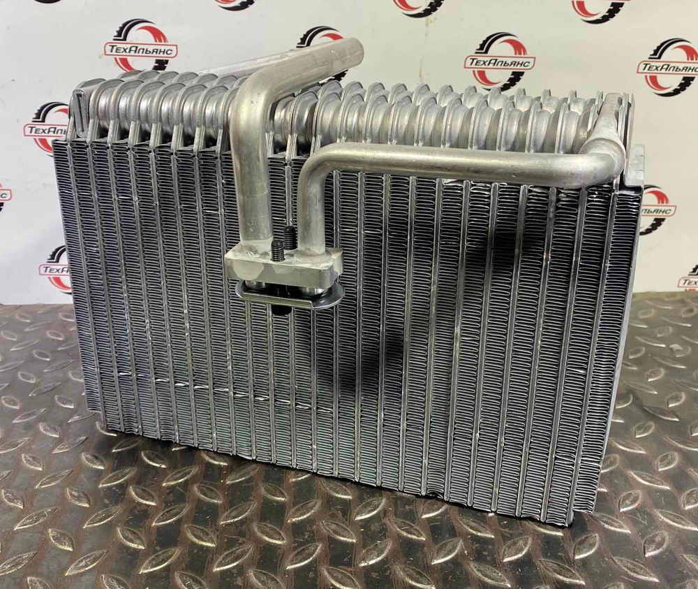 Радиатор кондиционера 14585932