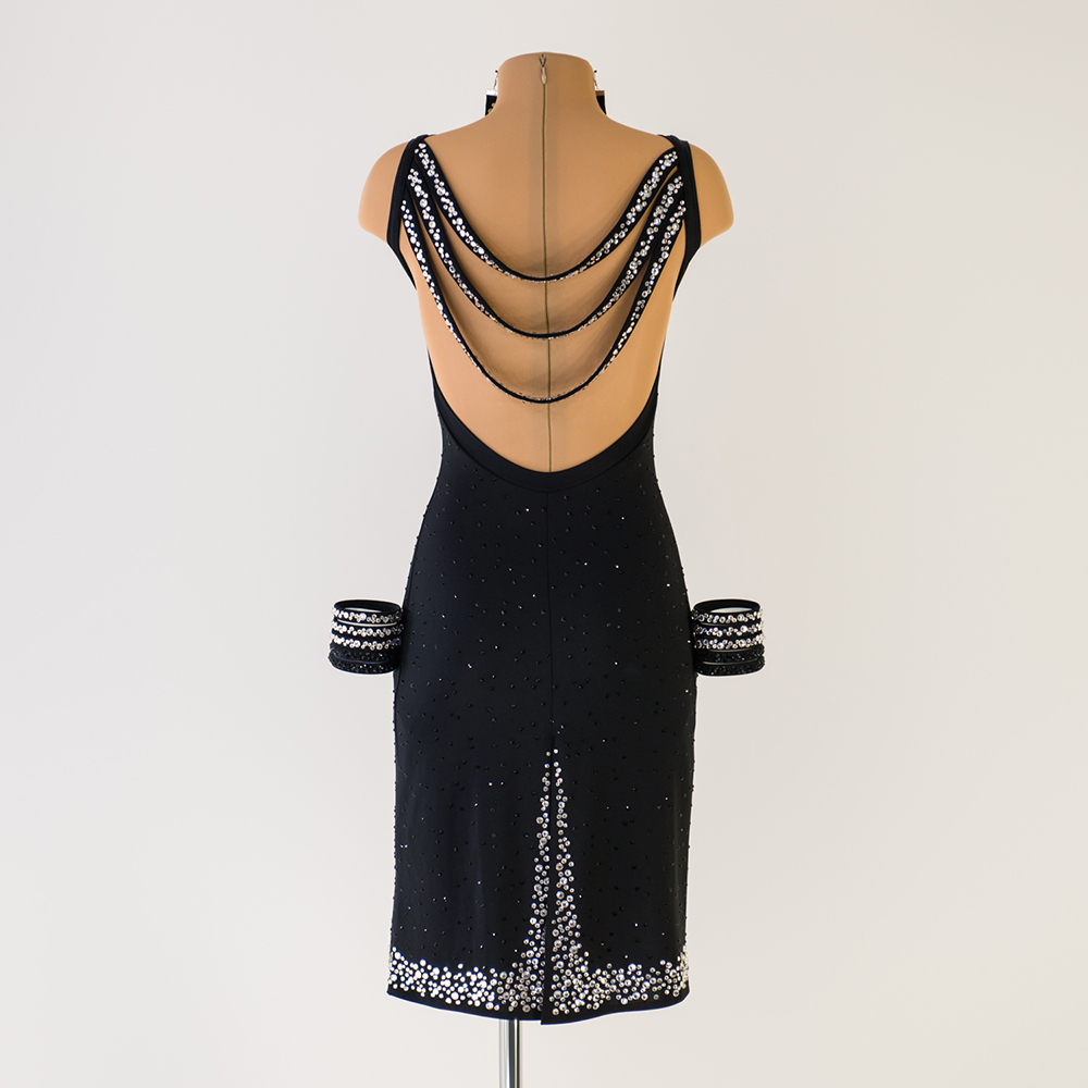 танцевальная одежда