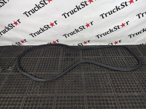 Уплотнитель двери 2023г