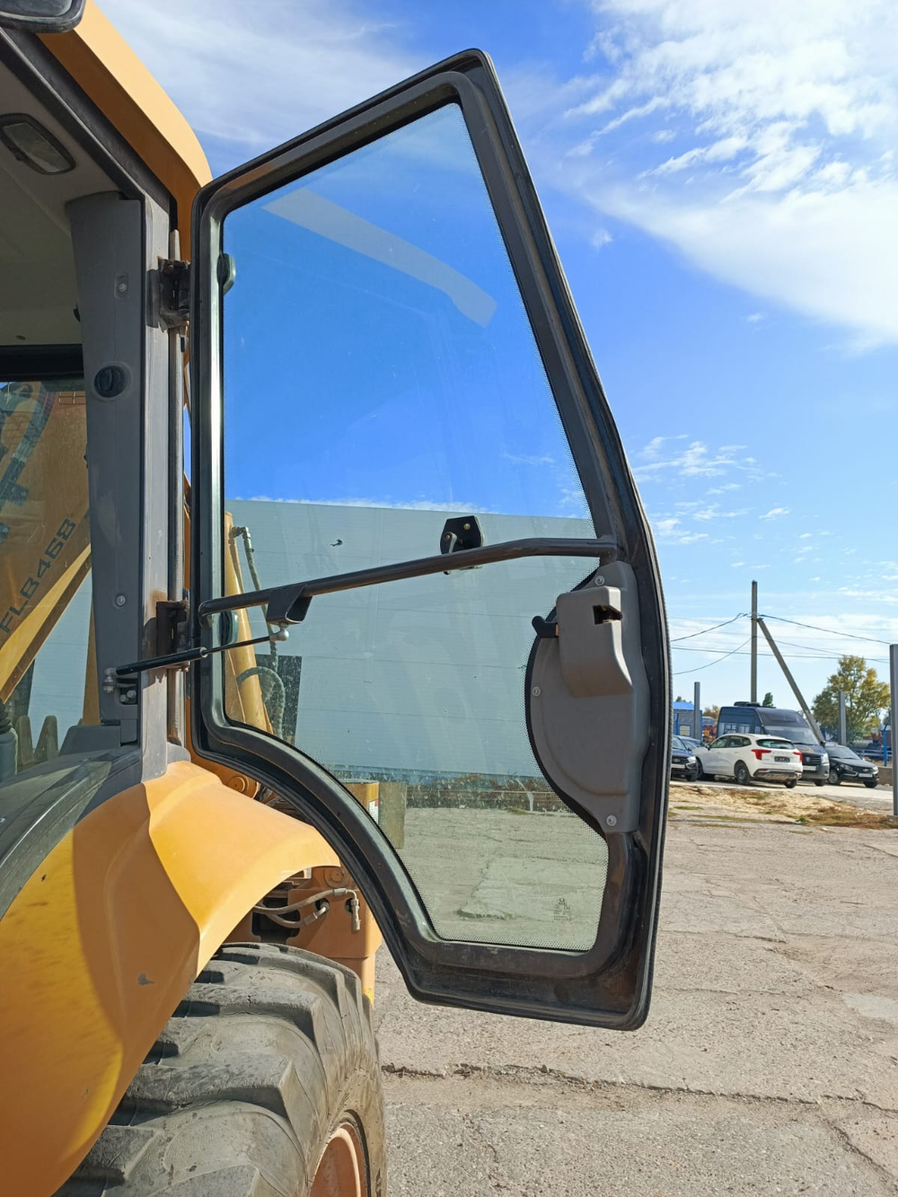 Lovol FLB468 Экскаватор-погрузчик FLB468 (Дизельный, 4,5 л, 101 л.с., АТ)