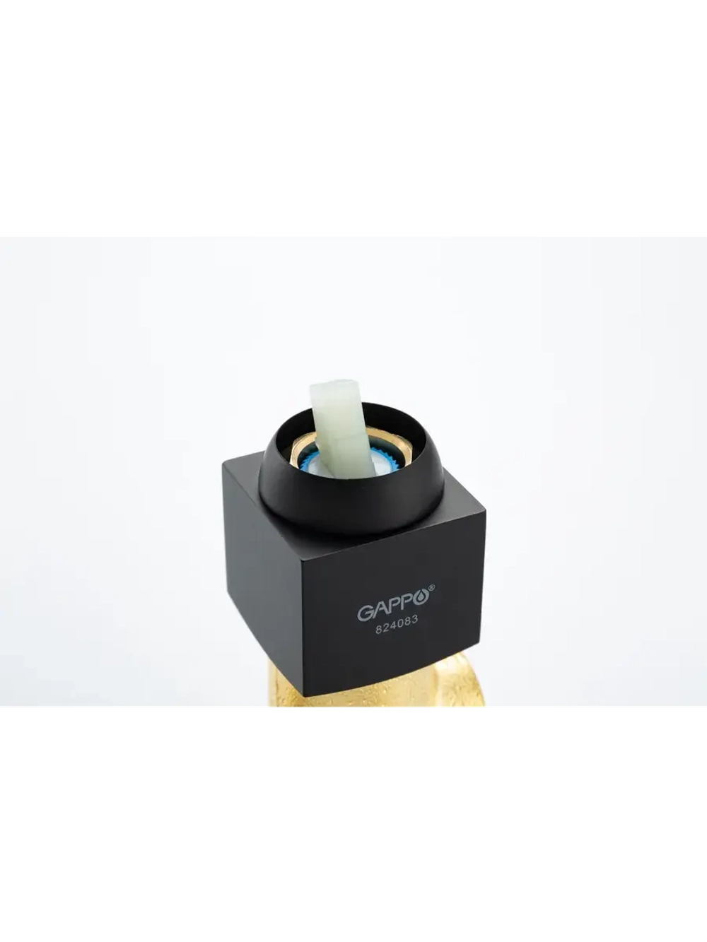 Смеситель для раковины скрытого монтажа Gappo G1007-26