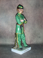Статуэтка. Фарфор. Солдат. Офицер. Capodimonte. Италия