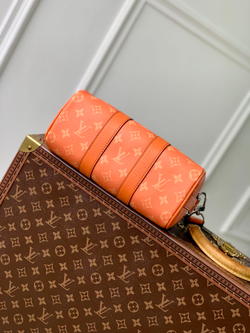 Louis Vuitton Keepall 25