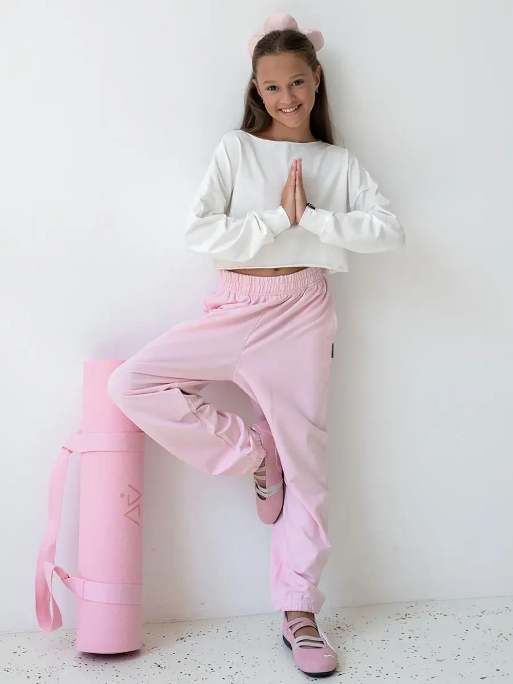 Брюки для девочки на осень розовые