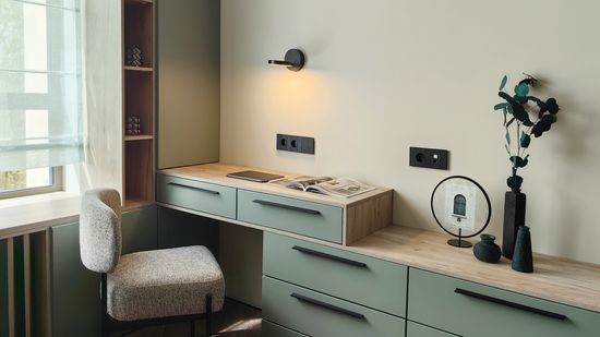 Настенный светильник (бра) Maytoni MOD070WL-L8B3K