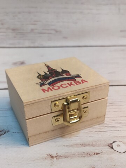 Музыкальная деревянная шкатулка-шарманка Москва печать с мелодией Подмосковные вечера