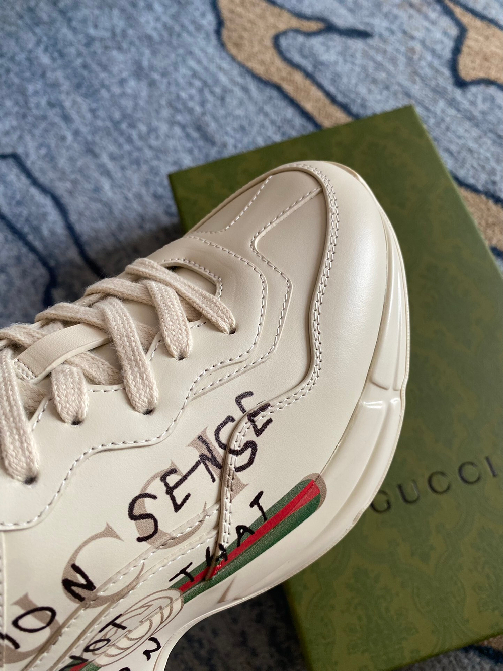 Gucci Rhyton Sneaker