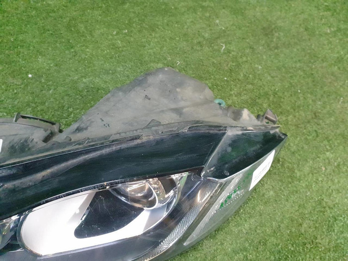 Фара левая Jaguar F-PACE (2016-2020) ксенон