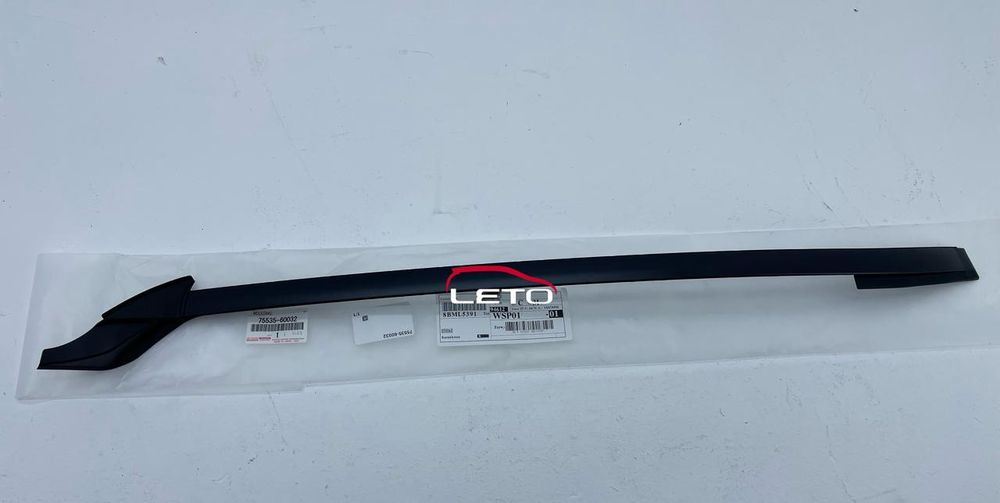 Молдинг на лобовое 75535-60032 Молдинг на лобовое 75535-60032