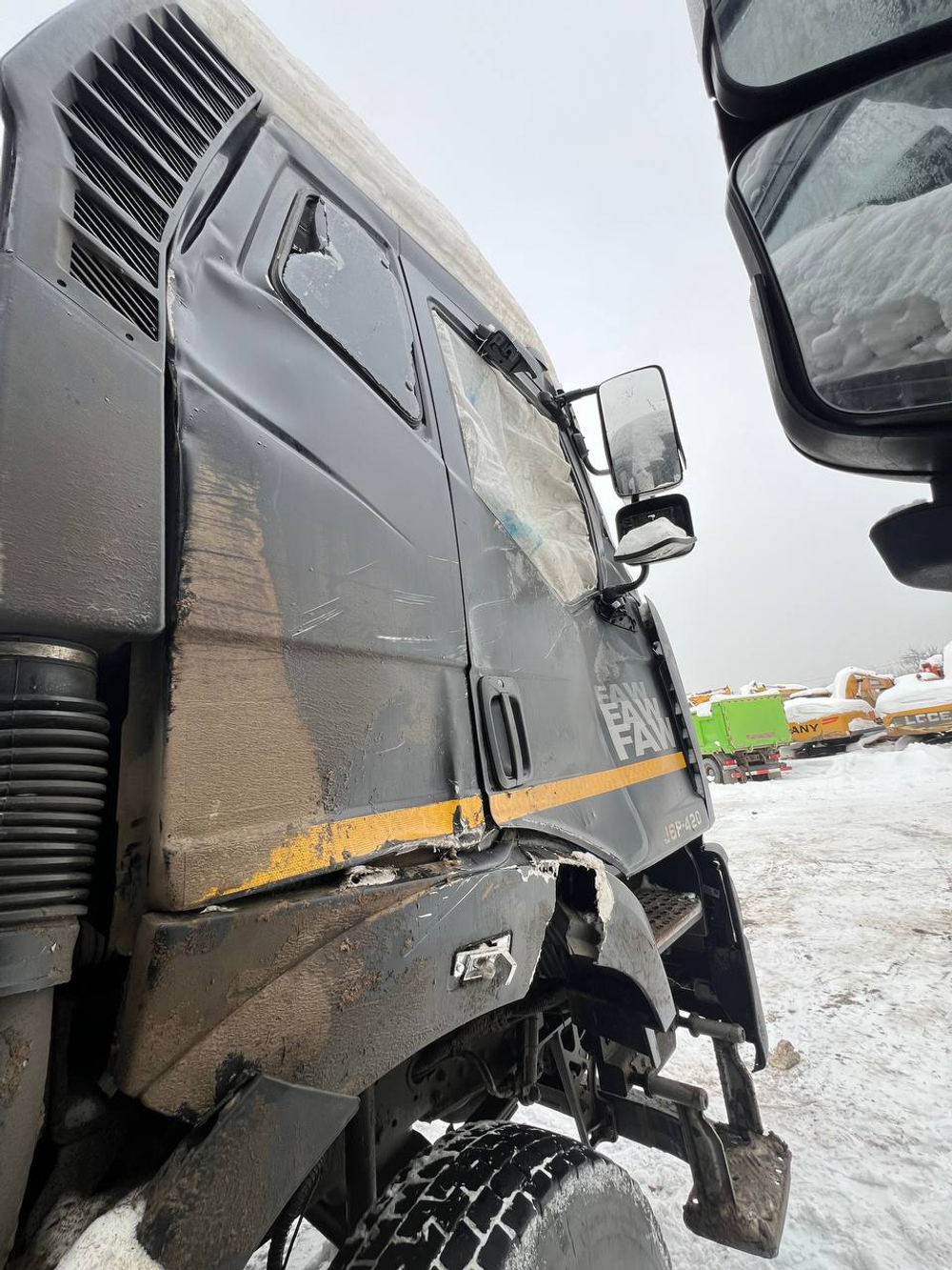 FAW J6 8x4 Самосвал CA3310P66K24T4E5 (Дизельный, 11,1 л, 420 л.с., МТ)