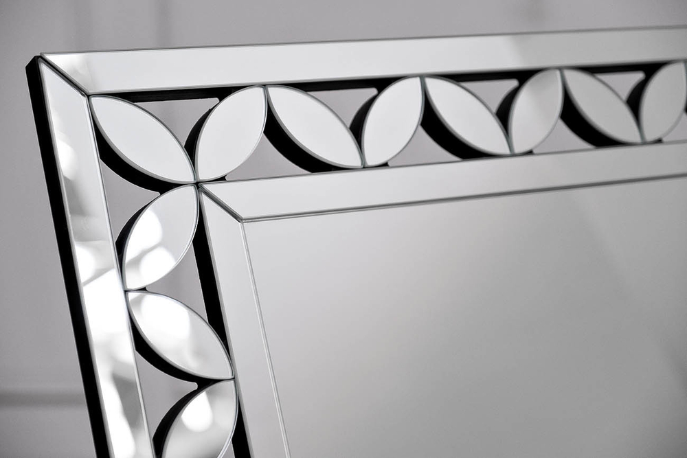 Зеркало напольное 60х159х4.4 Garda Decor KFG030