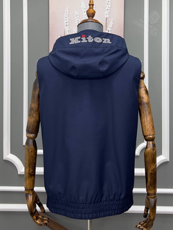 Жилет Kiton