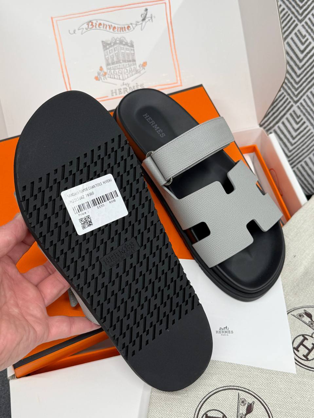 Шлёпанцы Hermes