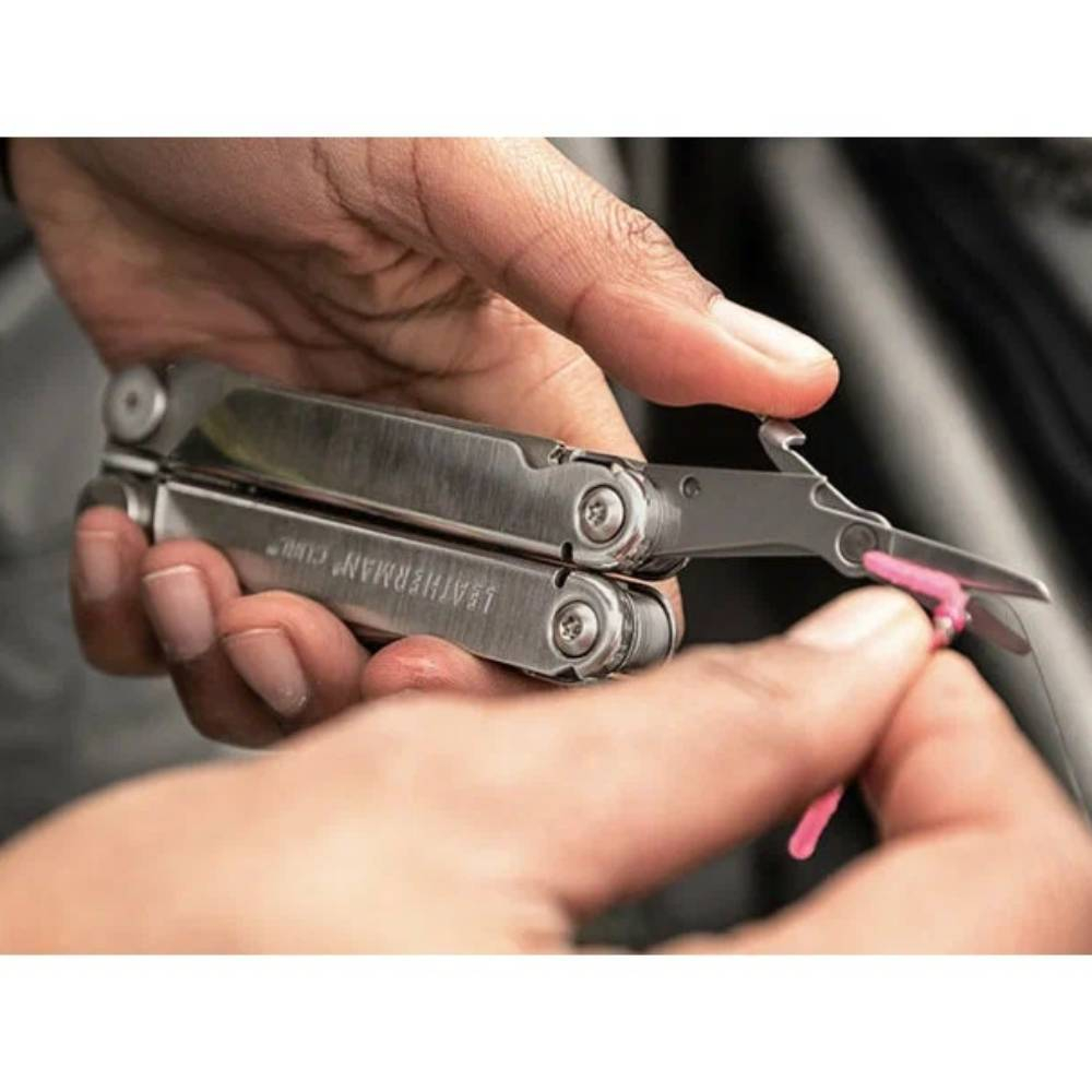 Мультитул Leatherman Curl -832932 100мм 16функц. серебристый карт.коробка