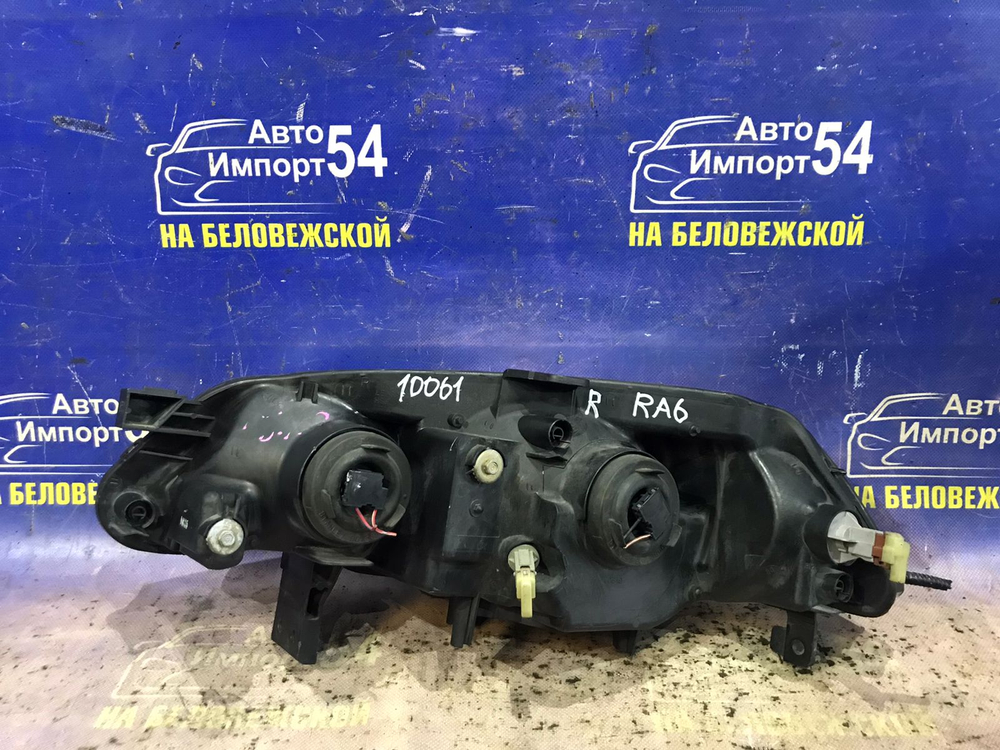 Фара передняя правая Honda ODYSSEY 1998-2004