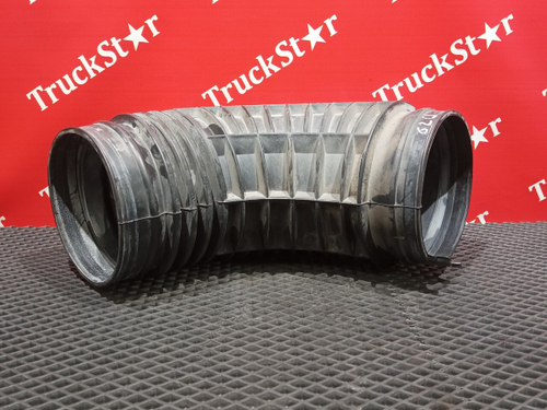 Патрубок воздушного фильтра 2018г