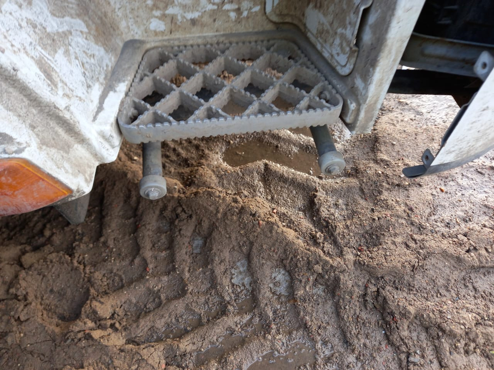 Shacman (Shaanxi) SX* 6x4 Самосвал SX32586V384 (Дизельный, 11,6 л, 423 л.с., МТ)