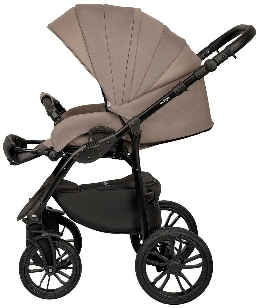 Детская коляска Indigo Indigo New 3 в 1 с автокреслом Avionaut Cosmo Beige In05 коричневый