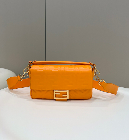 Fendi Baguette 27 cm