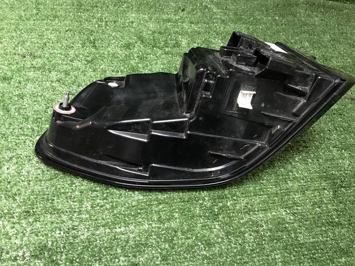 Фонарь правый внешний BMW X7 G07 (2022-н.в.)