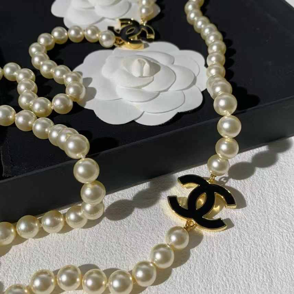 Бусы CHANEL