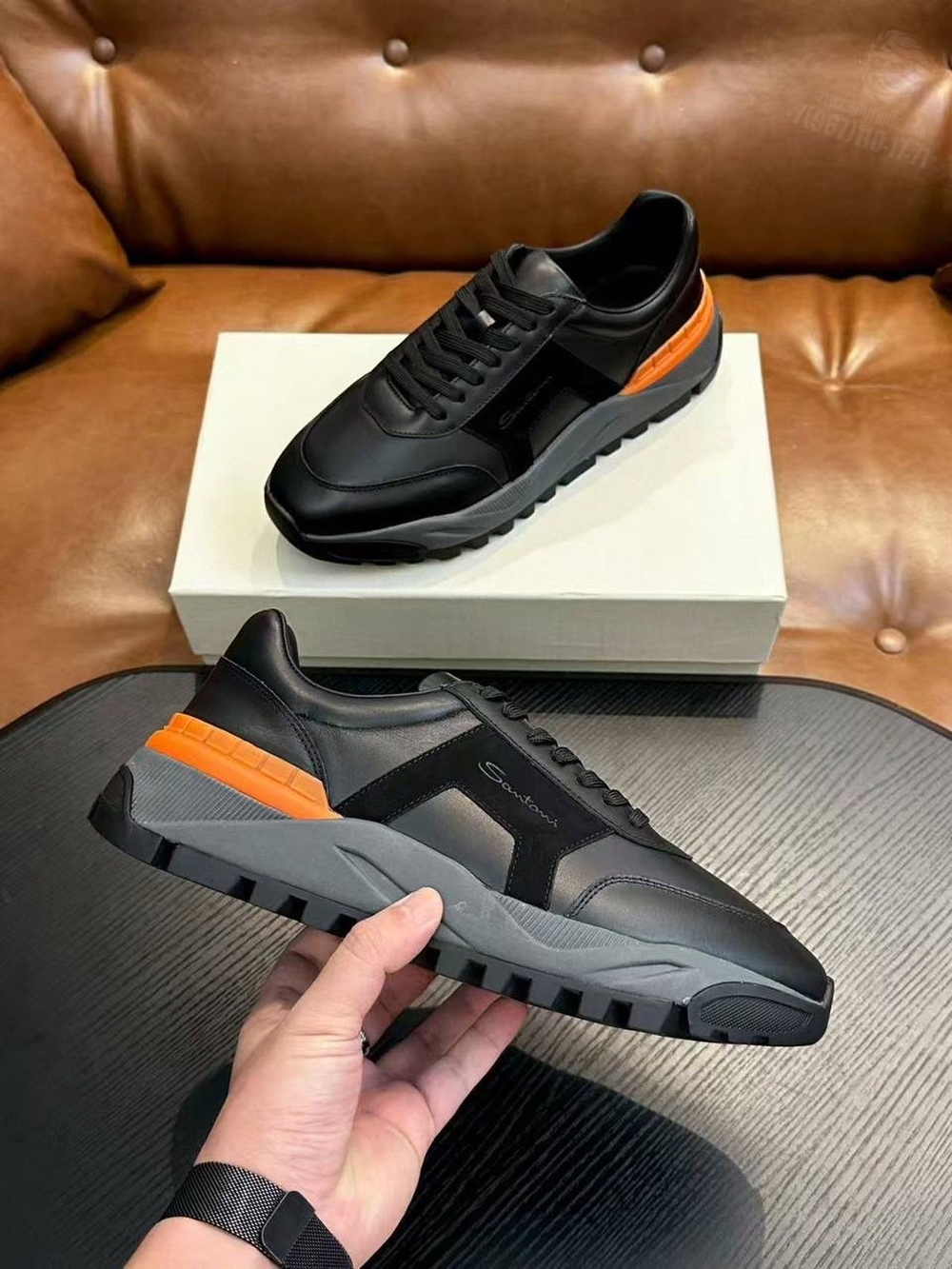 Кроссовки Santoni