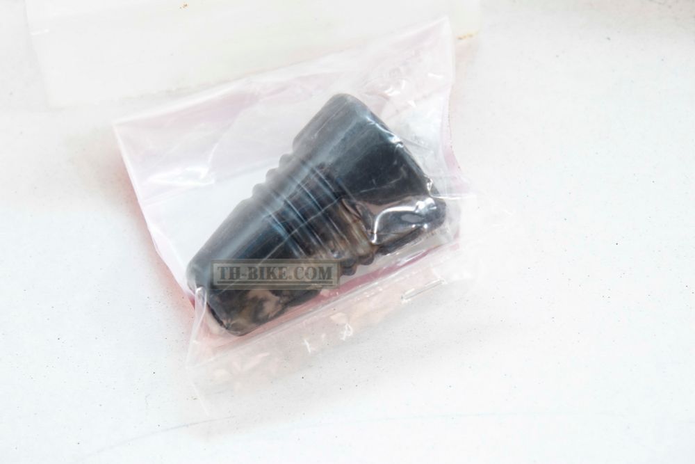 88114-KWN-900 (88113-K35-J00). BOOT, MIRROR. OEM. Honda CRF250L-M-Rally, Forza300, PCX125-150.