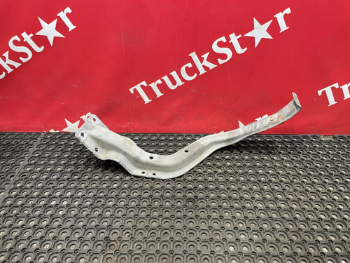 Кронштейн крыла левого