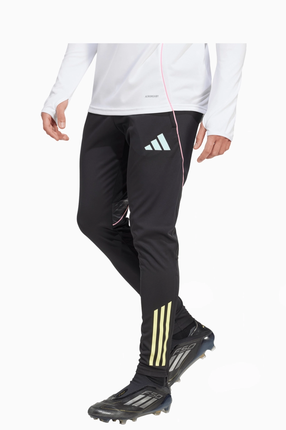 Штаны adidas Juventus FC 25/26 Competition Training - черный