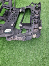 Кронштейн бампера левый BMW X1 F48 (2019-2022)