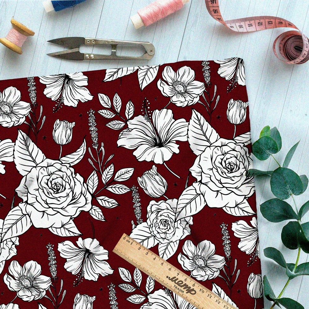 Ткань бифлекс рисунок белых роз на бордовом фоне