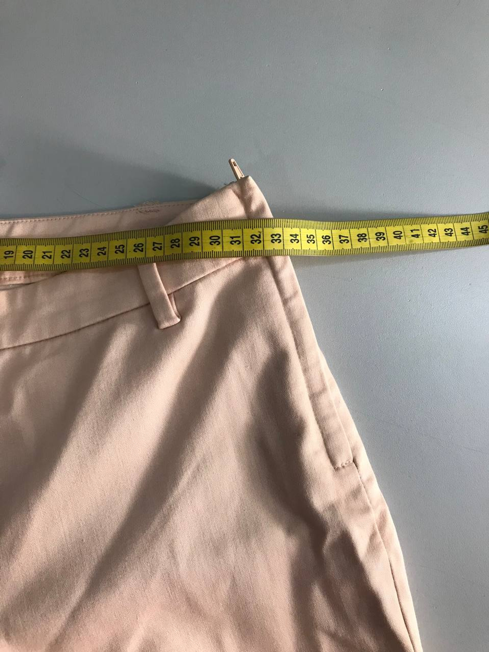 Джинсы H&M нежного оттенка, маркировка 32, визуально 38 размер