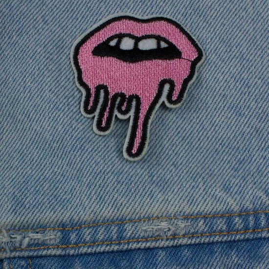 Нашивка на рюкзак и на одежду. Lips