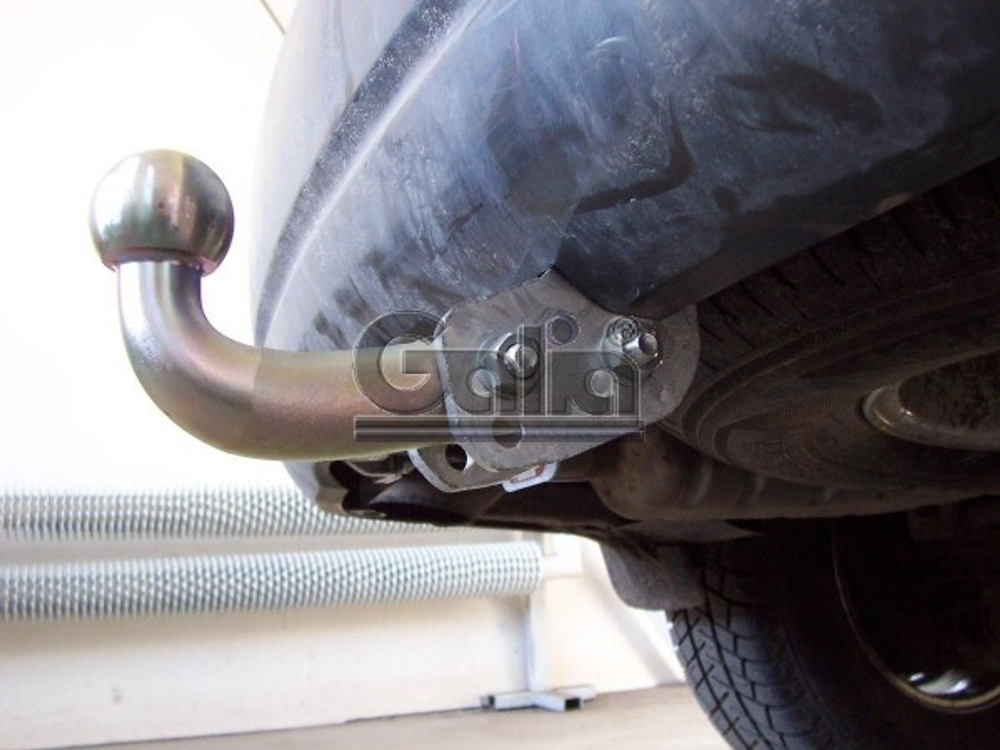 Фаркоп оцинкованный Galia K028C для Kia Sorento 2002-2009(паспорт и сертификат в комплекте)(без электрики)