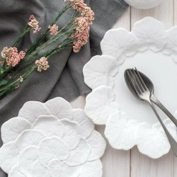 Тарелка фруктовая Geranium белая (22 см)