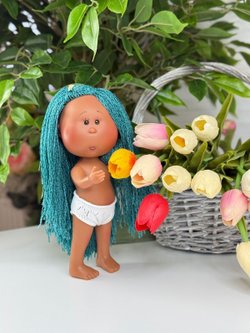 Кукла Nines виниловая 23см Little Mia Latina без одежды (3199WL8A3)