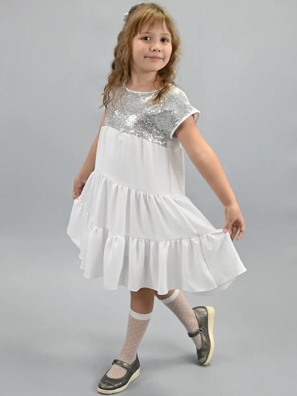 Платье нарядное для девочки с пайетками