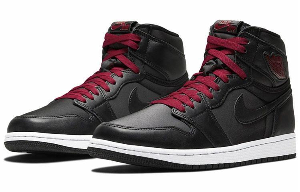 Кроссовки Jordan Air Jordan 1 Retro High Og Black Satin