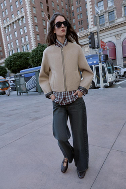 ZARA БОМБЕР С ОТДЕЛКОЙ ИЗ ИСКУССТВЕННОЙ КОЖИ, ПЕСОЧНЫЙ