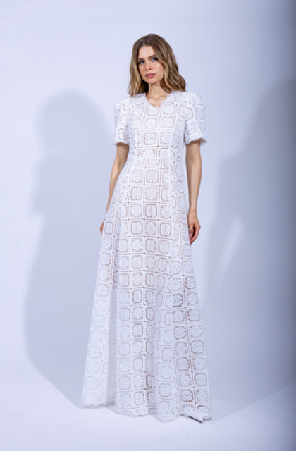 Женское белое кружевное платье макси