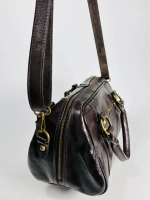 Женская сумка-саквояж из натуральной кожи vitello tamponato