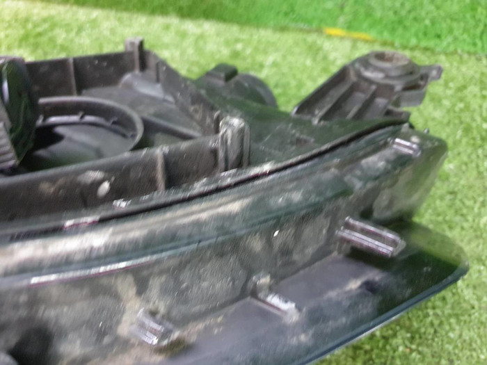 Фара левая Audi A4 B9 (2015-2020) LED