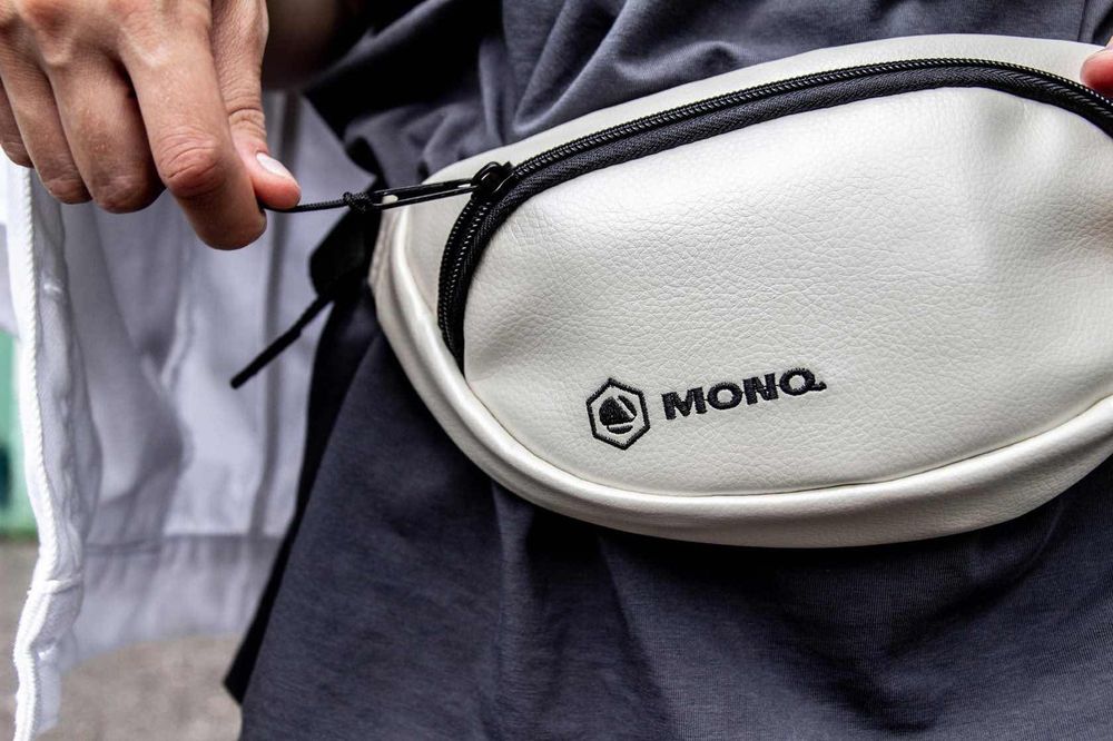 Сумка поясная MONQ Small Buddha Искусственная кожа Жемчужная