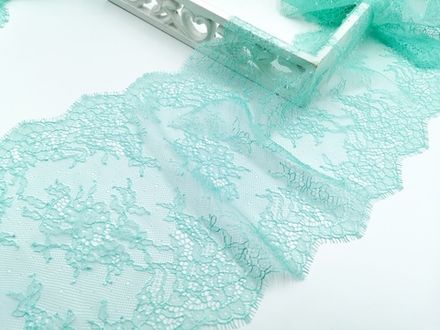 ОПТ_Кружево Шантильи (с ресничками)